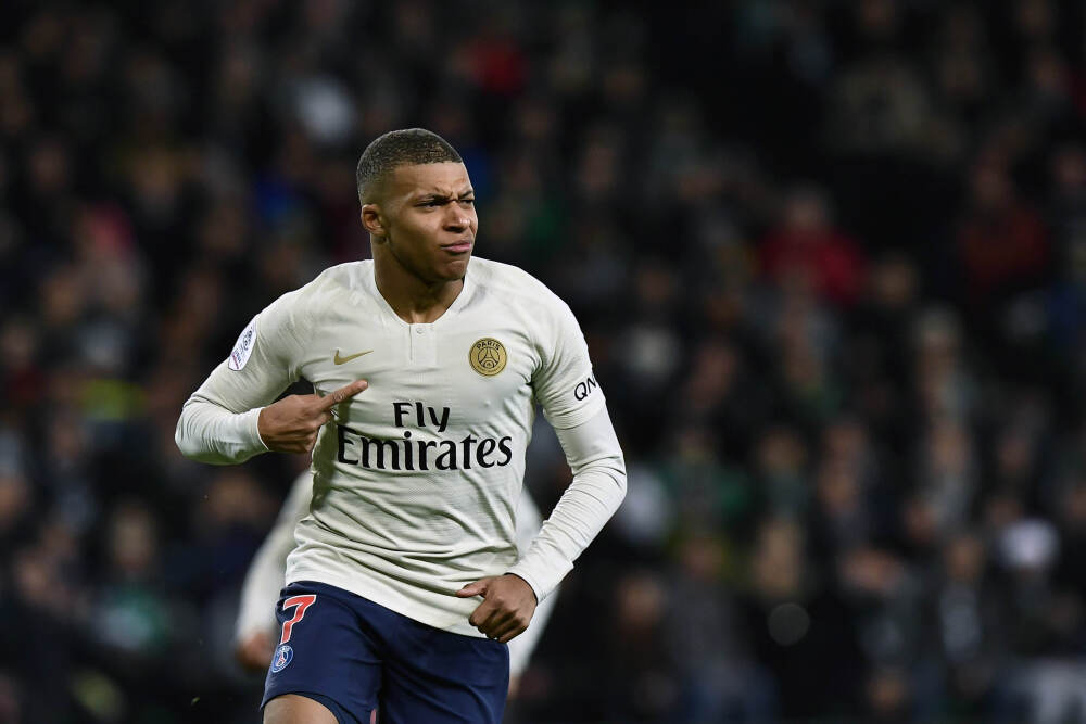 小小里程碑！艾顿生涯运动战进球突破3000个